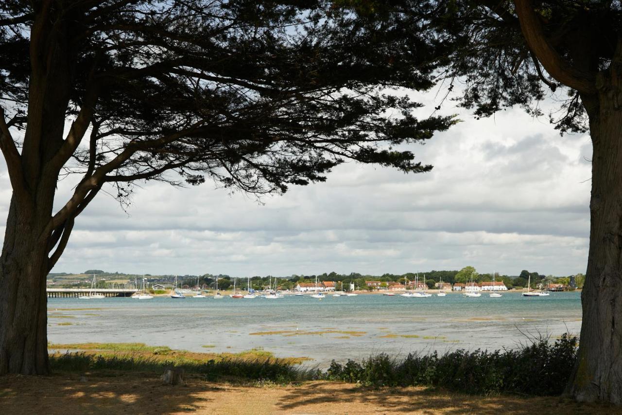 Langstone Quays Resort, Portsmouth Havant Bagian luar foto