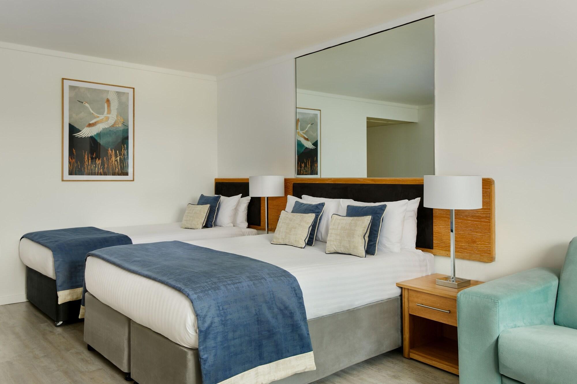 Langstone Quays Resort, Portsmouth Havant Bagian luar foto